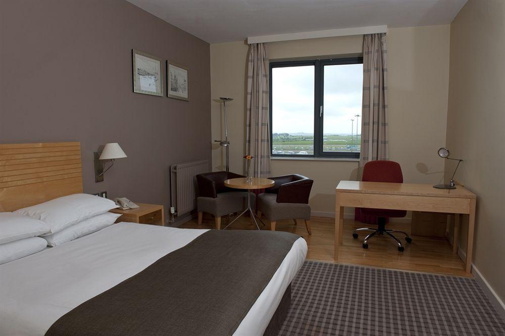 Cork Airport Hotel Εξωτερικό φωτογραφία