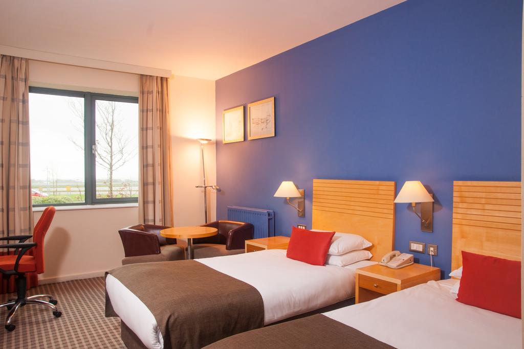 Cork Airport Hotel Εξωτερικό φωτογραφία
